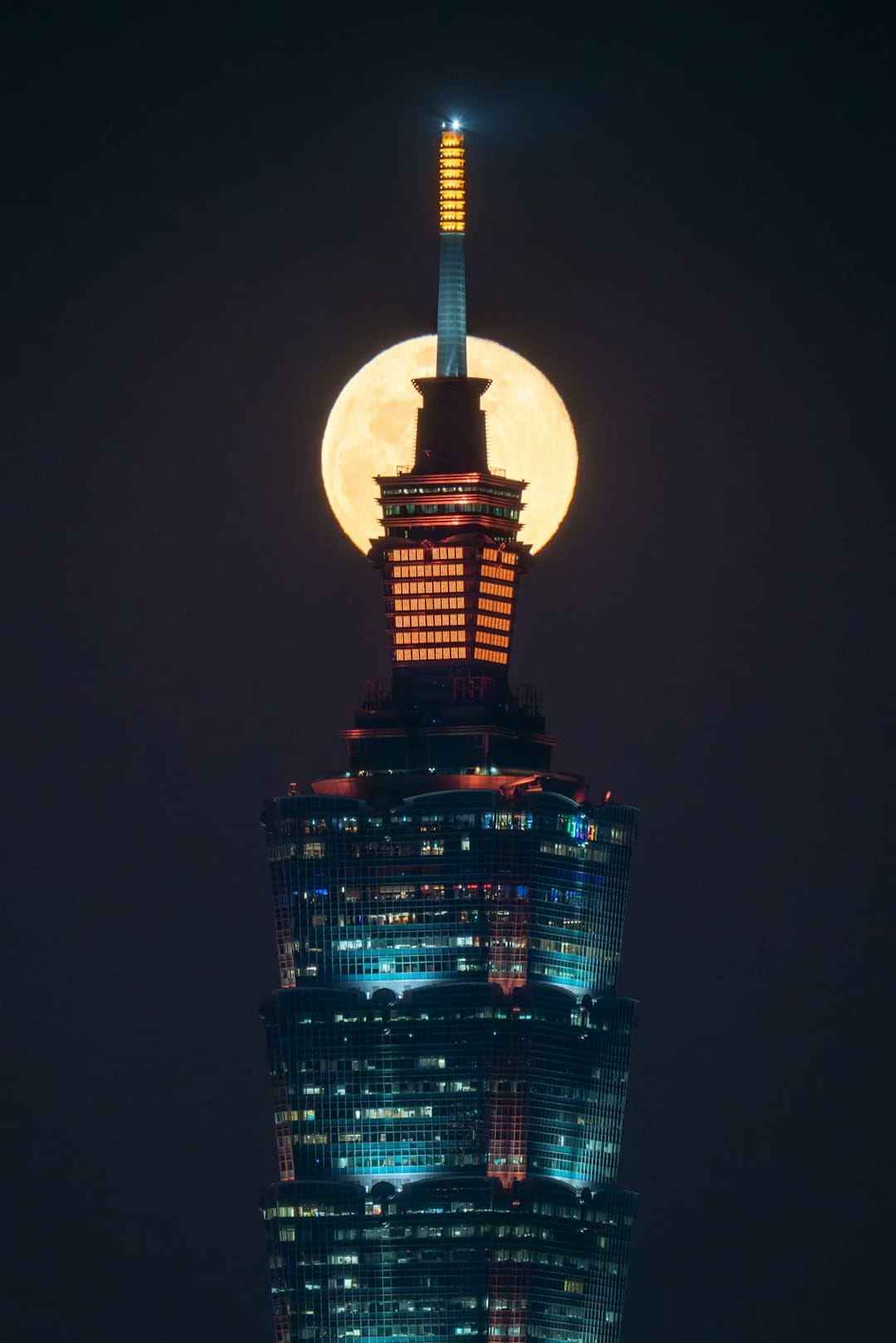 刘昊然周冬雨工作距离怎么?两年后看清娱乐圈实际